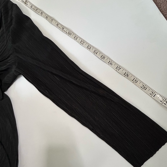 Black Eloquii Front Tie Long Sleeve Dress - Picture 9 of 12